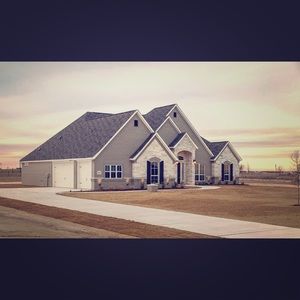 Meet your Posher, Jaylavin